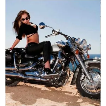 Fototapeta DIMEX | Vliesová fototapeta na zeď Dívka na motorce MS-3-0312 | 225 x 250 cm | modrá, béžová, černá, metalická + Vliesová fototapeta na stěnu DIMEX Dívka na motorce MS30312 v rozměru 225 x 250 cm + lepidlo zdarma