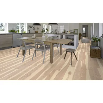 dřevěná podlaha Dřevěná podlaha třívrstvá KAHRS Sand Jasan Sandvig 151L87AK0VKW220