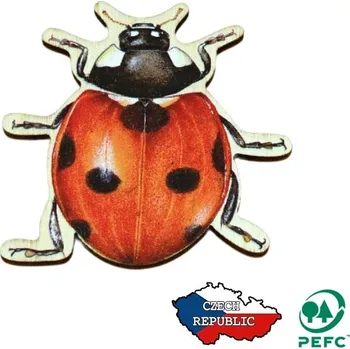 Dřevěná hračka Lesní svět Magnet tvar Beruška (Dřevěný tvarovaný magnetek na lednici pro děti s lesními motivy od českého výrobce Lesní svět. Do dětského pokoje jako dělané. A nemusíte vyvrtat ani dírku. Vyrobeno z ekologicky certifikovaného dřeva.)