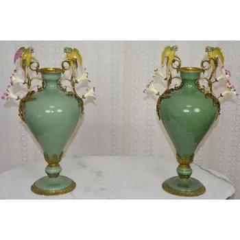 Váza Zámecké porcelánovo-bronzové vázy s ptáčky