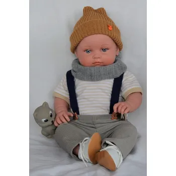 Panenka Realistické miminko chlapeček Arthur v šedém nákrčníku od firmy Lamagik (Realistická miminka ze Španělska)