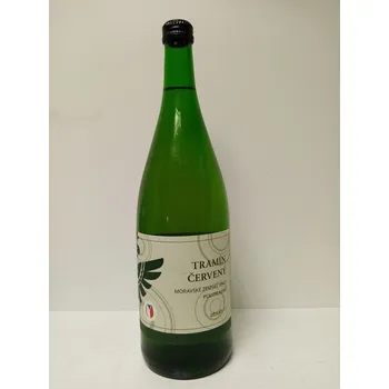 Víno Tramín červený moravské zemské polosladké 1 l