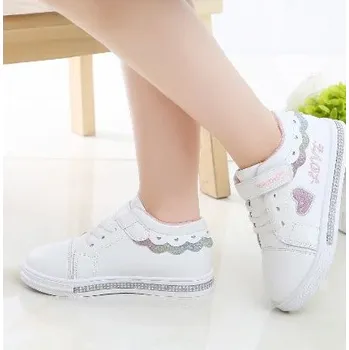 Dětská treková obuv Čína Dívčí tenisky na suchý zip, motiv LOVE Barva: Bílá, Velikost: 34 (20,8 cm)