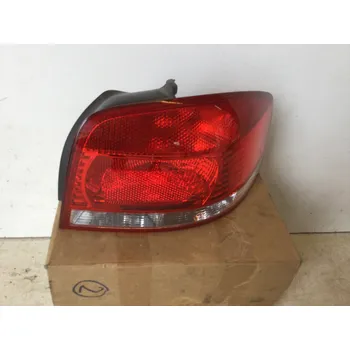 Zadní světlomet Pravé Zadní světlo Audi A3 8P0945096
