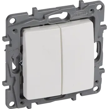Elektrická zásuvka Legrand NILOÉ dvojité tlačítko BÍLÁ /764508/