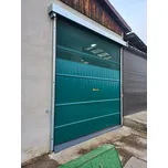 Rolovací vrata do stáje, haly 3 x 3 m řetízková bezúdržbová převodovka se zastřešením