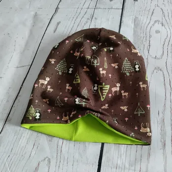 Kojenecká čepice Yháček Šmoulí čepička Yháček, oboustranná, Stromky a zvířátka na hnědé Velikost:: S