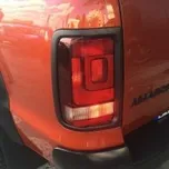 Rámečky zadních světel Volkswagen Amarok -- rok výroby 2010-20