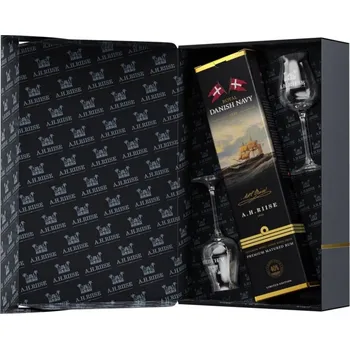 Rum A.H. Riise Royal Navy 40% 0,7 l (dárkové balení 2 sklenice)