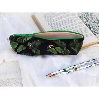 Penál ePiPí Penál - Tropical Barva zipu: černá