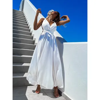 Dámské šaty Bílé lesklé šaty VALERDI s variabilním vázáním a rozparkem