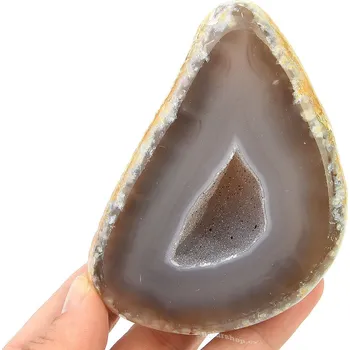 Přírodní kámen Geoda achátu s dutinou 285g