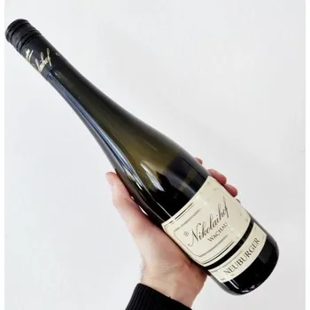 801 BIODYNAMICKÉ VÍNO NEUBURGER FEDERSPIEL