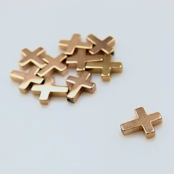 Dětské navlékací korálky Pro Háčkování Mezidíl kříž 17 x 14 mm syntetický pokovený hematit měděný