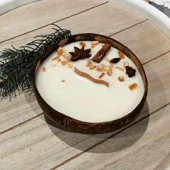 Svíčka Sójová svíčka v kokosu | Vánoční čas