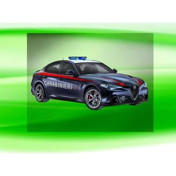 Nášivka POLICIE Alfa Romeo Giulia Carabinieri Italie DTF nažehlovačka 9x4cm (nažehlovačka policejní auto)