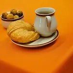 Nešpinivý / teflonový látkový ubrus UNI 4312 ORANŽOVÁ, průměr 120cm (kruh)