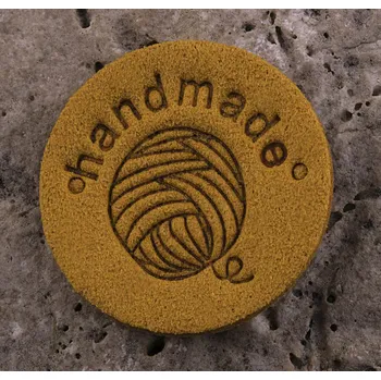 Nášivka Nášivka Hand made s klubíčkem, kari, 25 mm