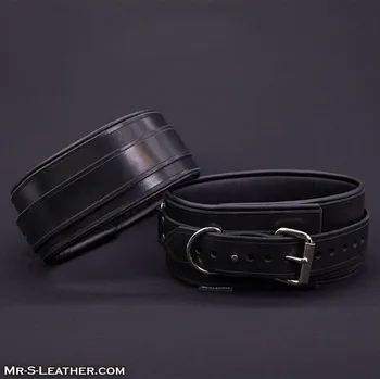 Pánské erotické prádlo Mr. S Leather Locking Thigh Restraints, černá uzamykatelná pouta na stehna