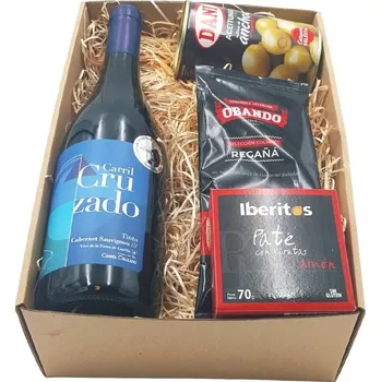 Dárkový potravinový koš Satisfied - Dárkový balíček Španělské víno a delikatesy