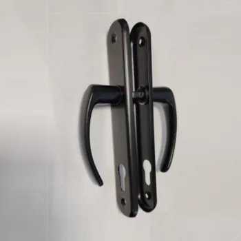 Dveřní kování KLIKA MICHAELA KOVÁNÍ 90 MM PROVEDENÍ PRO VLOŽKU BARVA Černá Ostatní 22913