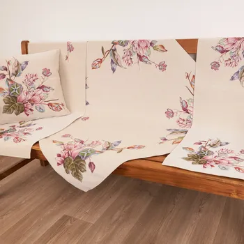 ubrus Tegatex Gobelínový ubrus - velké květy s listy Velikost: 40*100 cm