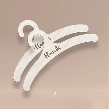 Ramínko Dřevěné dětské ramínko s vlastním jménem( 2 Ks) Rozměr: 30 cm