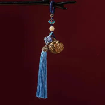 Dóza na potraviny Dóza jako přívěsek ze zeleného, santalového dřeva - Lotus 1