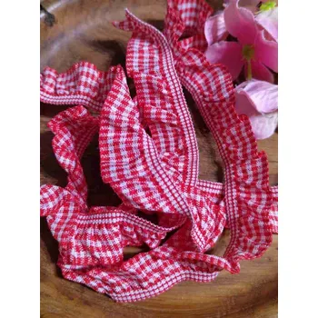 Textilie Pruženka s volánkem šíře 20 mm káro 0,90 m červená