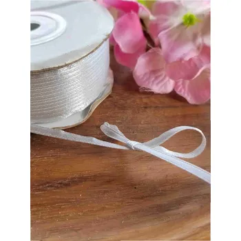 Stuha Atlasová stuha oboulící šíře 4 mm šedá světlá