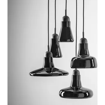 Brokis Shadows set free, závěsné svítidlo z foukaného skla, lesklé černé sklo - černý dub - černý kabel, 5x5W LED GU10 dim
