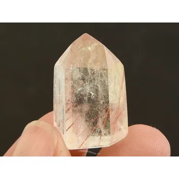 Sběratelství Křišťál s rutilem špice malá z Madagaskaru 8g