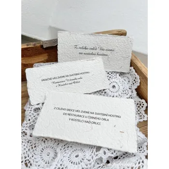 Pozvánka Pod Rukama Svatební pozvánka z EKO morušového papíru Barevnost: přírodní, Velikost v cm: obdélník 6x10 cm