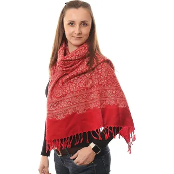 Šátek Šátek červený lístek