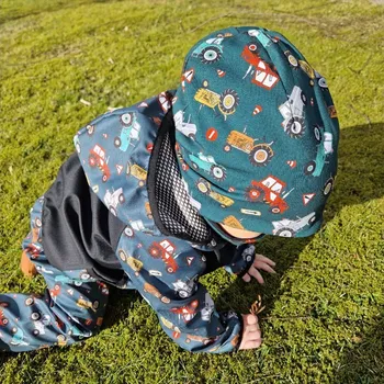 Kojenecká čepice Yháček Šmoulí čepička Yháček, Traktory a značky na petrolejové Velikost:: XS