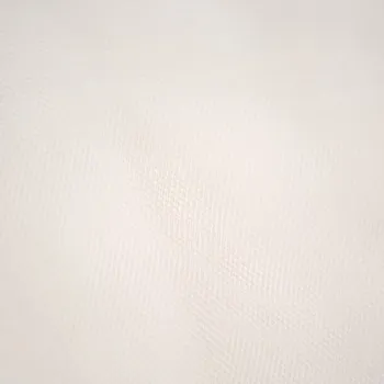 Měkký tyl jemný bílý