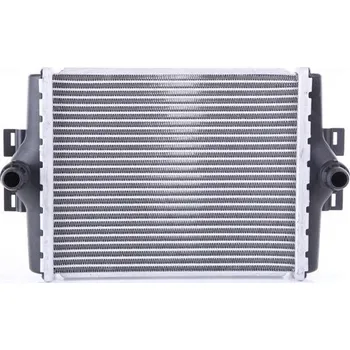 Motor automobilu Chladič, chlazení motoru NISSENS 606296