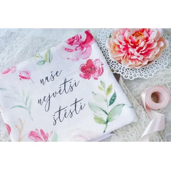 látková plena Biobavlněná čtvercová plena s textem " Naše největší štěstí "
