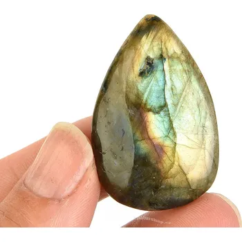 Přírodní kámen Labradorit mugle (11,3g)