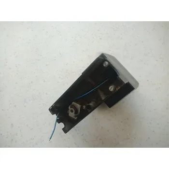 Nástěnné svítidlo DANAPO Retro stará bakelitová nástěnná lampa Elektrosvit 1303 Varianta: bez stínítka, poškozen horní roh