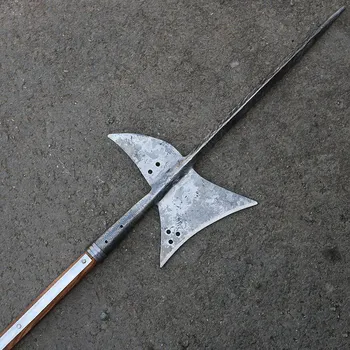 Replika zbraně Krutský Halapartna Alvar