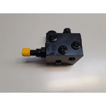 Rozvaděč Hydraulický rozvaděč-malý (levá strana)