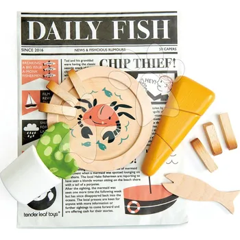 Dětská kuchyňka Tradiční anglická večeře rybářů Fish and Chips supper Tender Leaf Toys v novinovém papíře (dřevěná)