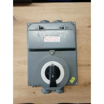 Hlavní vypínač pojistkové skříně