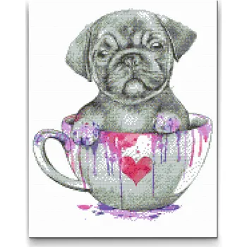 Diamantové malování Diamantové malování - Mops v pomalovaném hrnku Velikost: 30x40cm, Rámování: Pouze srolované plátno, Diamanty: Kulaté