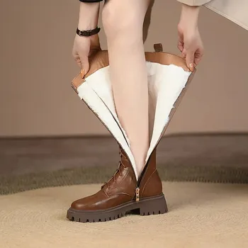 Dámské kozačky Zimní kozačky pravá kůže s ovčí vlnou a šněrováním Barva: Hnědá, Velikost: 41