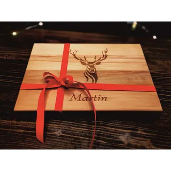 Kuchyňské prkénko Bukové prkénko - Jelen Rozměr prkénka: 30 x 20 cm