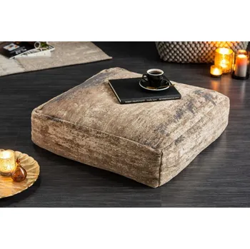 Taburet Moderní nízký čalouněný taburet Prakka v zemitých tónech 70cm