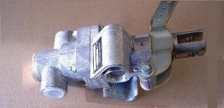 Brzdič přívěsu Zetor opravený 3335