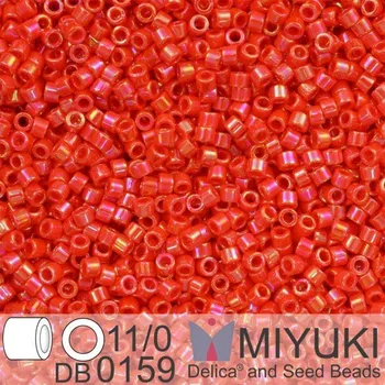 Korálek Korálky Miyuki Delica 11/0. Barva Op Vermillion Red AB DB0159. Balení 5g.